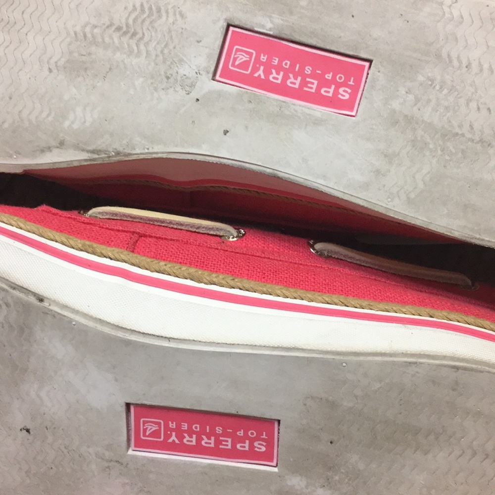 Pink Sperry’s - Picture 5 of 5